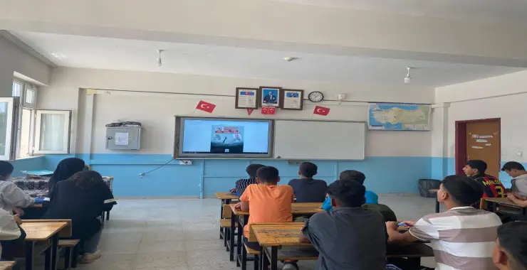 SUDA BOĞULMA OLAYLARINA KARŞI ÖĞRENCİLER BİLGİLENDİRİLDİ