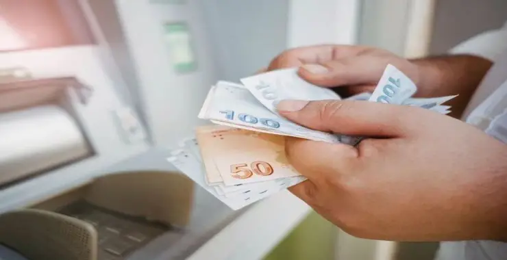 Bayram ikramiyeleri hesaplara yatmaya başladı