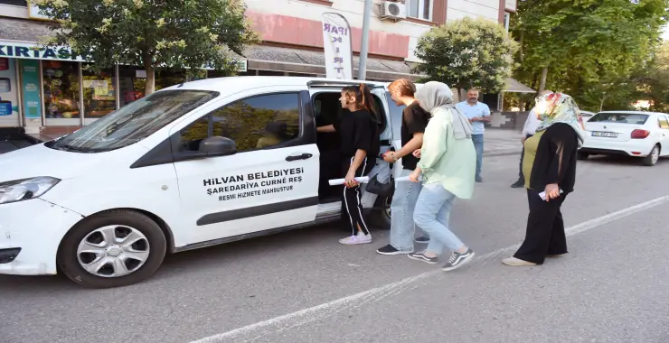 Hilvan Belediyesi YKS Öğrencilerine Ulaşım Desteği Sağladı