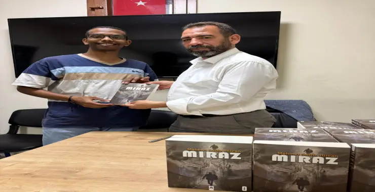 “Mıraz” Kitabı Okurlarla Buluşmaya devam ediyor