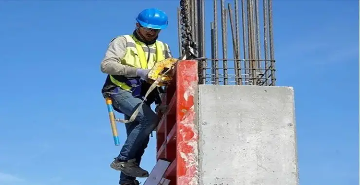 Yapı ustalarına bakanlık takibi