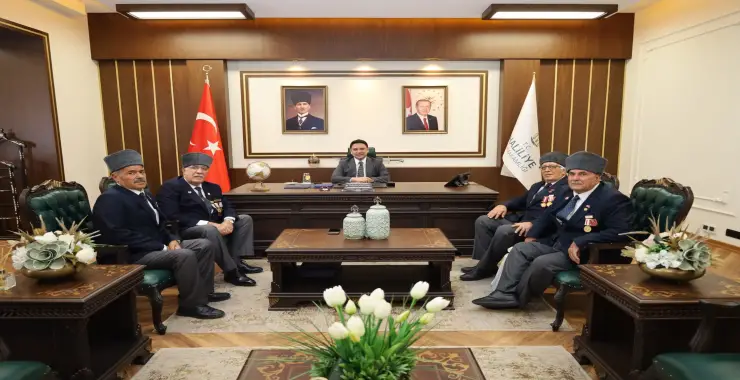 Gazilerden Kaymakam Şahin’e ziyaret
