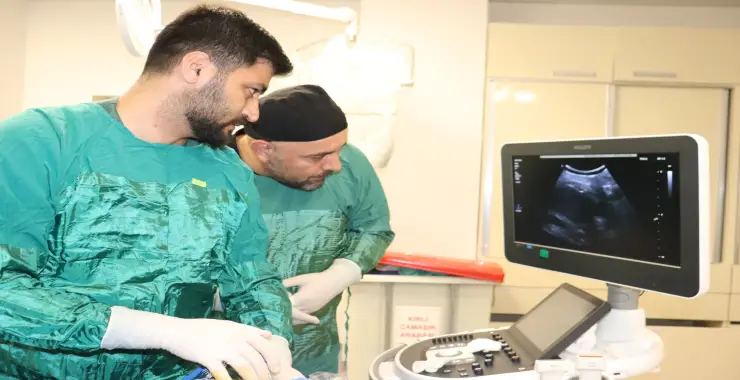 HRÜ HASTANESİ’NDE KAPALI YÖNTEMLE KANSER TEDAVİSİ