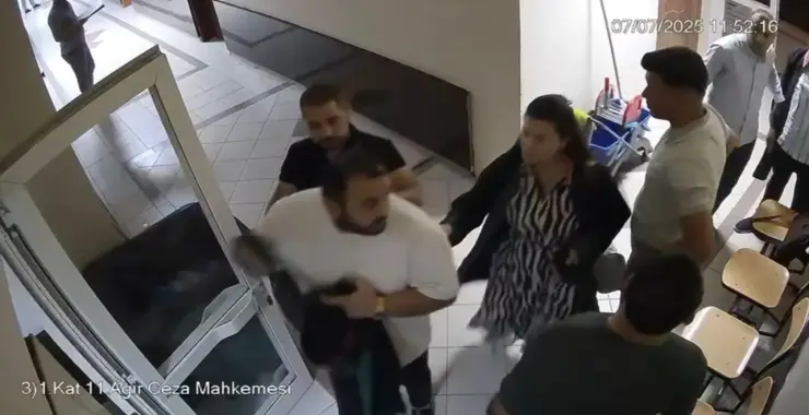 Şiddete uğradığını İddia Eden Kadın Avukattan Görüntülü Cevap