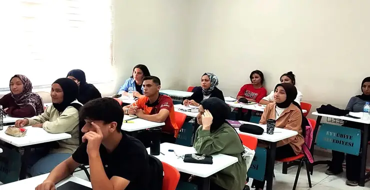 Süleymanşah Gençlik Merkezi’nde Yaz Dersleri Başladı