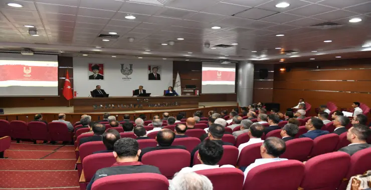 DEPREM KONUTLARI MASAYA YATIRILDI