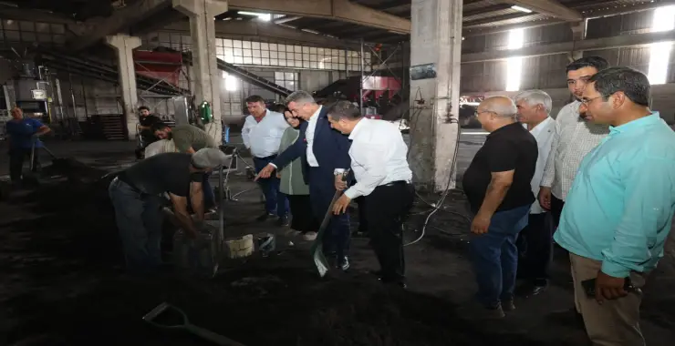 BAŞKAN GÜNBEĞİ, OSB’DE İŞÇİLERLE BULUŞTU