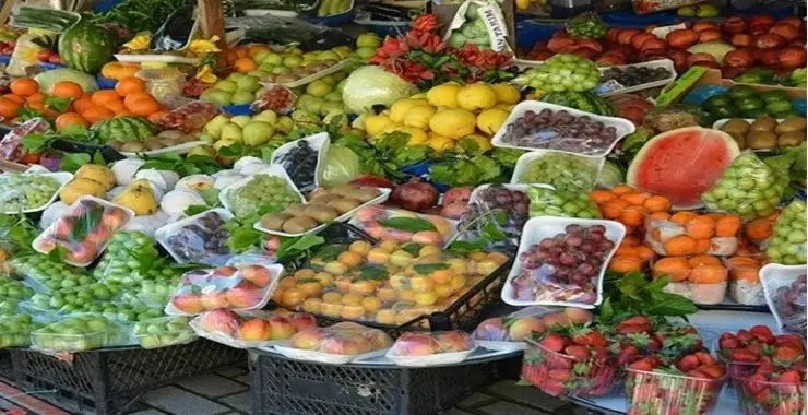 Meyve hem pahalı hem az