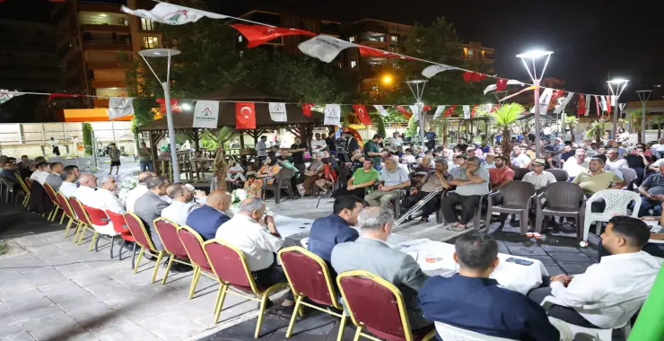 BAŞKAN NİHAT ÇİFTÇİ ATAKENT’TE VATANDAŞLARLA BULUŞTU