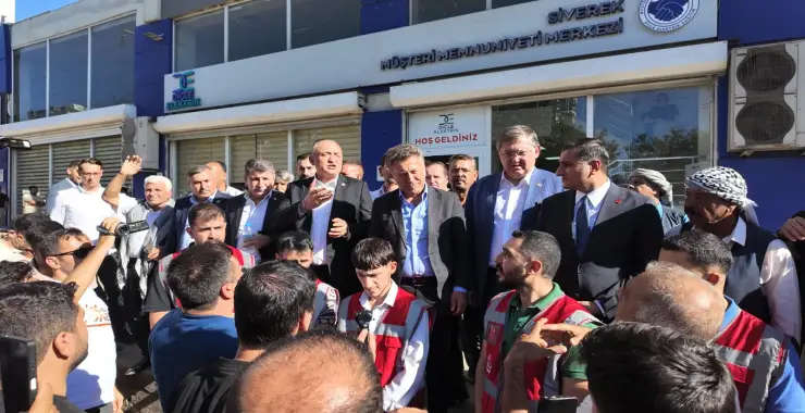 CHP MİLLETVEKİLİ HEYETİ SİVEREK’TE ÇİFTÇİLERLE BULUŞTU, DEDAŞA YÜRÜDÜ! 