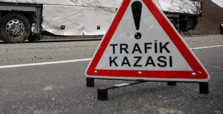 Otomobil 300 metreden uçtu: 6 kişi yaralandı