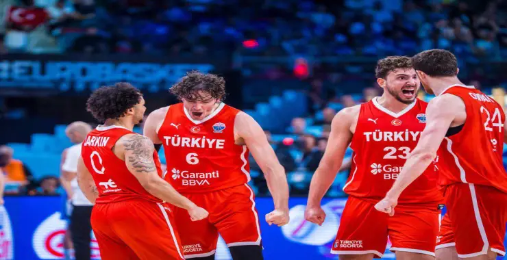 12 Dev Adam: Şampiyonluğa 1 adım kaldı!