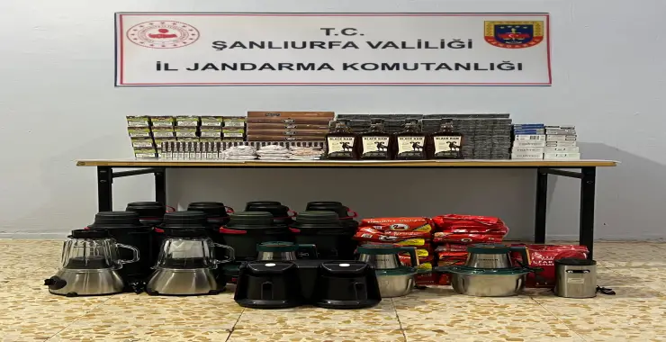 GÜMRÜK KAÇAĞI ÜRÜNLERE EL KONULDU