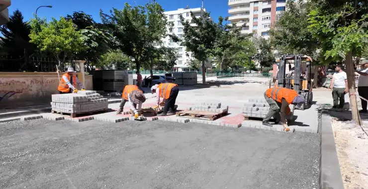 KARAKÖPRÜ’YE BİR PRESTİJ SOKAK DAHA YAPILIYOR