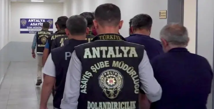 Milyonluk vurgun, Dublörle sağlık raporu almışlar