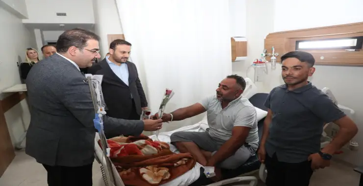 BAŞKAN CANPOLAT: “HİZMET ANLAYIŞIMIZIN TEMELİ GÖNÜLLERE DOKUNMAKTIR”