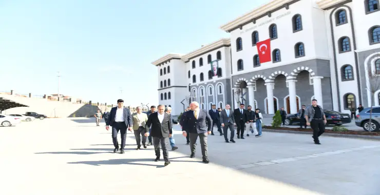 SİVEREK’TE YATIRIMLAR DEVAM EDİYOR