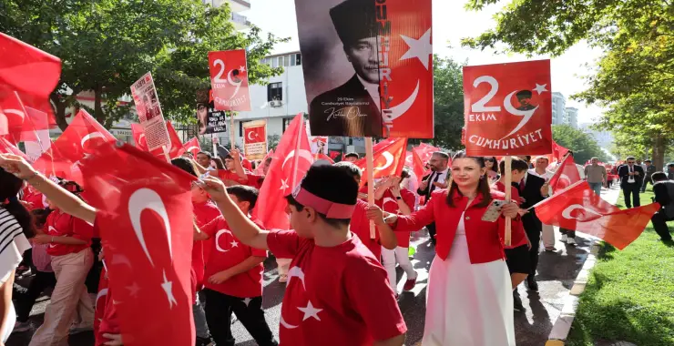 KARAKÖPRÜ’DE CUMHURİYET BAYRAMI COŞKUSU