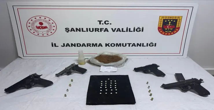 JANDARMA’DAN SİLAH VE UYUŞTURUCU OPERASYONU