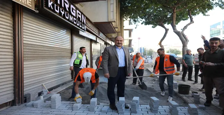 BAŞKAN GÜLPINAR, DİVANYOLU’NDAKİ ÇALIŞMALARI YERİNDE İNCELEDİ