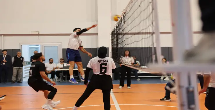 ÖĞRETMENLER KARAKÖPRÜ’DE SAHAYA ÇIKTI