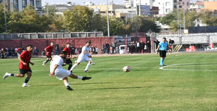 Siverek Belediyespor – Kahta 02 Spor ile berabere kaldı