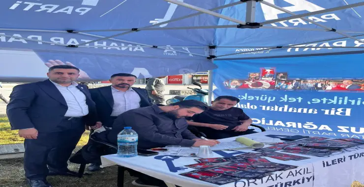 Anahtar Parti Şanlıurfa İl Başkanlığı stand çalışmasını tamamladı