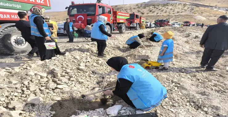 ŞANLIURFA TDV FİDAN DİKİMİ PROGRAMINDA