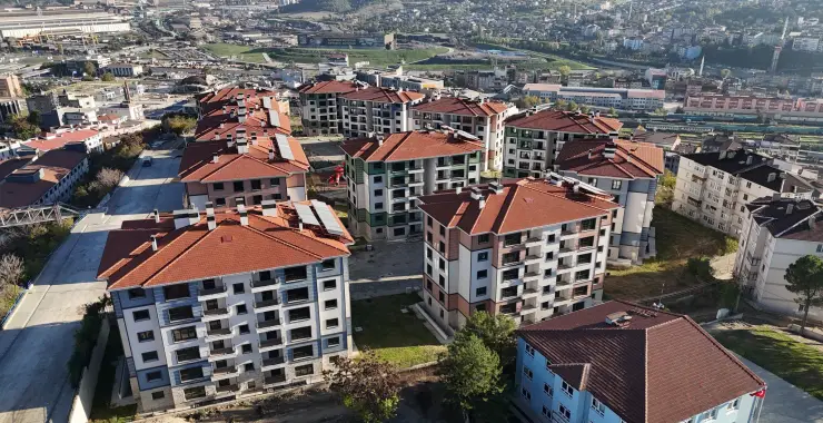 Dolandırıcılar 500 bin sosyal konuta dadandı