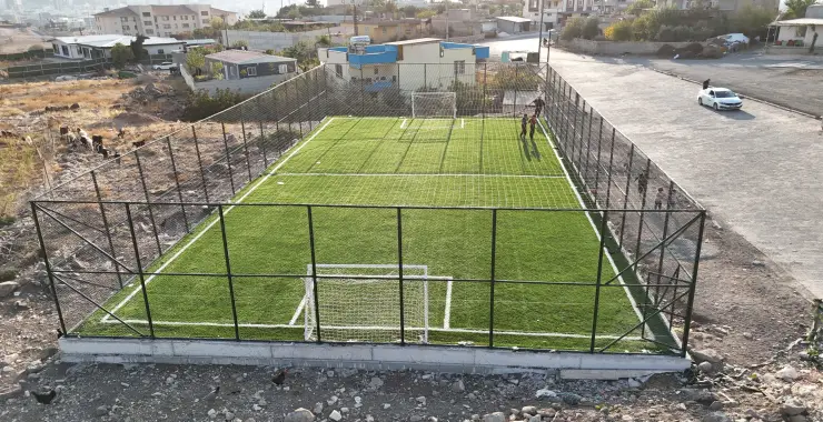 GÜLLÜBAĞ’DA ÇOCUKLAR İÇİN YENİ SPOR ALANI KAZANDIRILDI