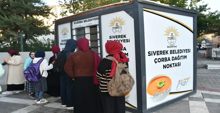 Siverek Belediyesinden Vatandaşlara Ücretsiz Çorba İkramı