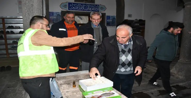 Regaip Kandili ikramı