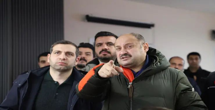 GÜLPINAR’DAN VATANDAŞLARA UYARI: “ZORUNLU OLMADIKÇA YOLA ÇIKMAYIN”