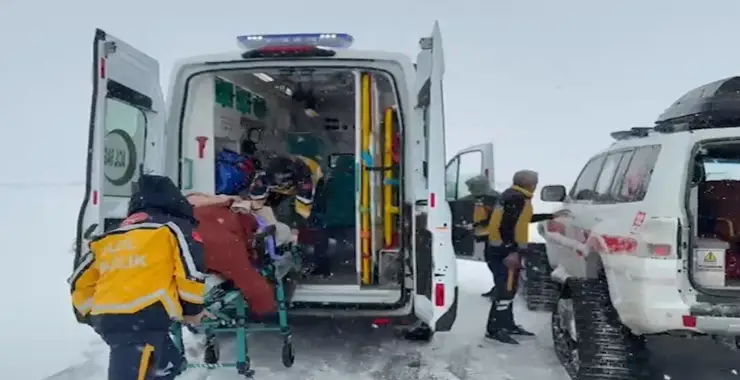 Paletli Ambulanslar Görevde