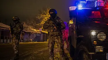 DAEŞ operasyonu: Polise ateş açıldı