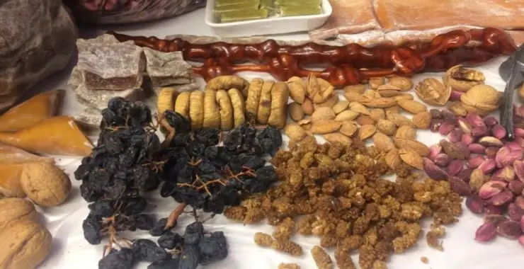 KIŞ AYLARININ VAZGEÇİLMEZİ KURUYEMİŞLER