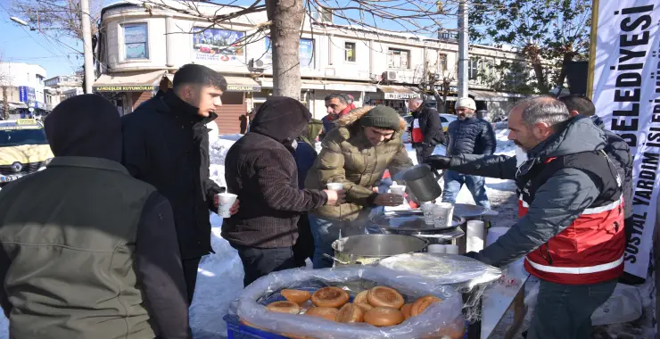 Siverek’te kar yağışı süresince 10 bin vatandaşa ulaşıldı