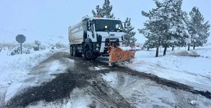 BÜYÜKŞEHİR BELEDİYESİ ULAŞIMI AKSATMADI
