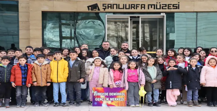 ŞANLIURFA BÜYÜKŞEHİR BELEDİYESİ ÖĞRENCİLERİ TARİHLE BULUŞTURDU