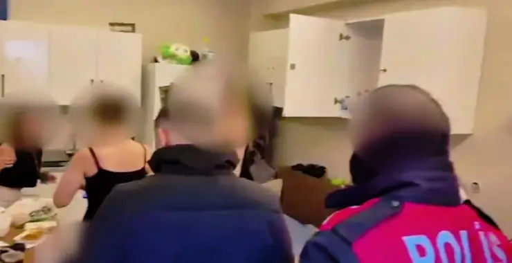 MASAJ SALONLARINA FUHUŞ OPERASYONU: 27 TUTUKLAMA