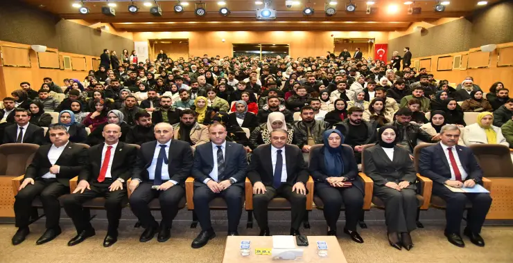 VALİ ŞILDAK: “AİLE, EN TEMEL TAŞIMIZ VE EN GÜVENLİ YUVAMIZDIR”