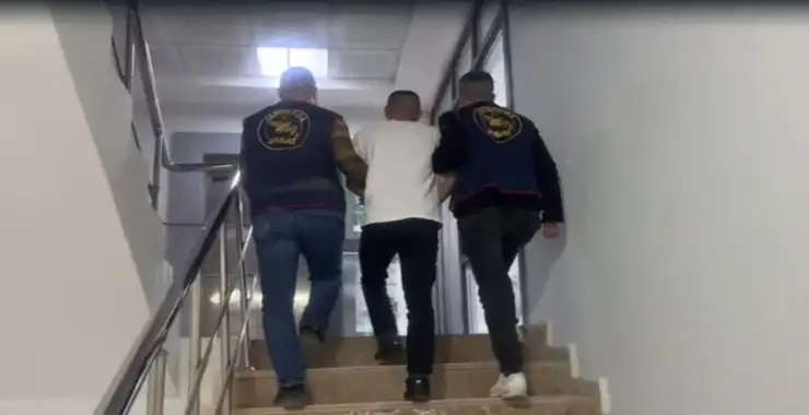 KUYUMCU HIRSIZI YAKALANDI