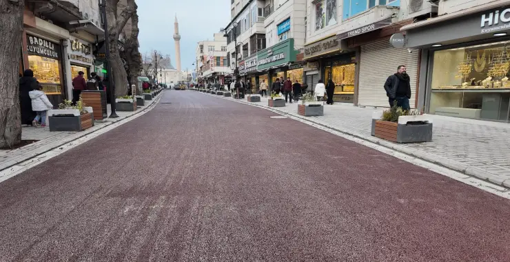 Divanyolu’nda Renkli Asfalt Çalışmaları Tamamlandı