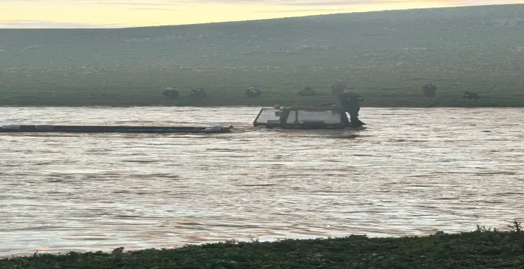 CEYLANPINAR’DA DEREDE MAHSUR KALAN VATANDAŞ KURTARILDI