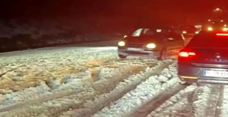 Şanlıurfa’da dolu ve kar yağışı etkisi