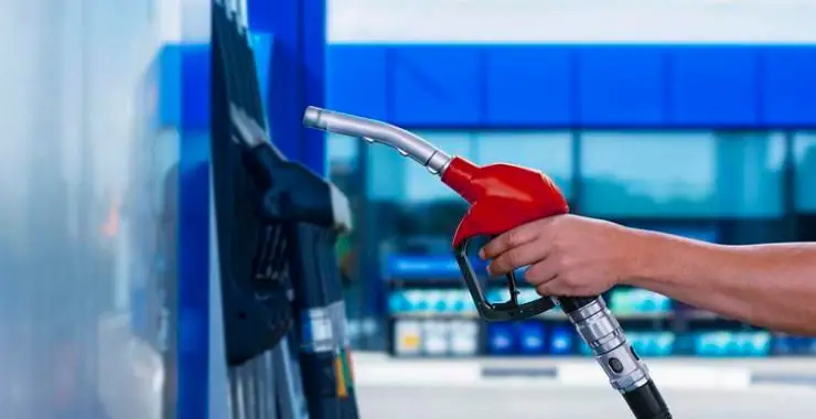 Motorin ve benzinde fiyat artışı. Motorin 80 lirayı aştı