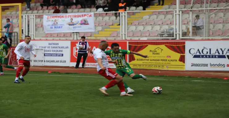 Şanlıurfaspor 1- 2 Batman Petrolspor