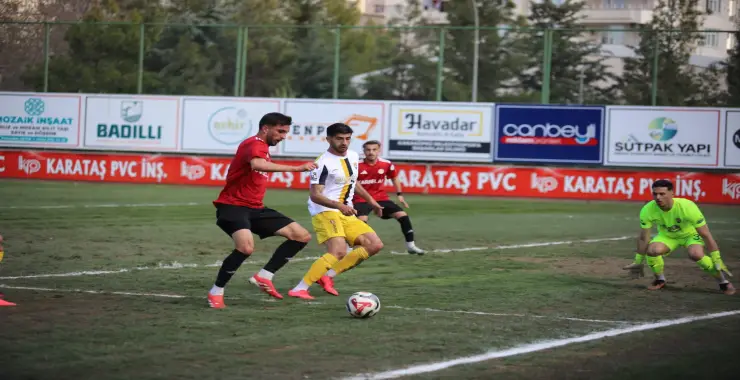 KARAKÖPRÜ BELEDİYESPOR’DAN PLAY OFF YOLUNDA KRİTİK GALİBİYET