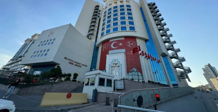 MHP İstanbul İl Teşkilatı’nı feshetti. Yeni İl Başkanı belli oldu