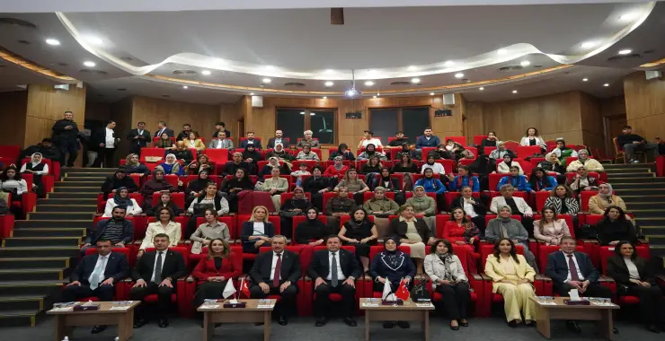Zirvede Kadın Var Etkinliği Şanlıurfa’da Yoğun Katılımla Gerçekleştirildi
